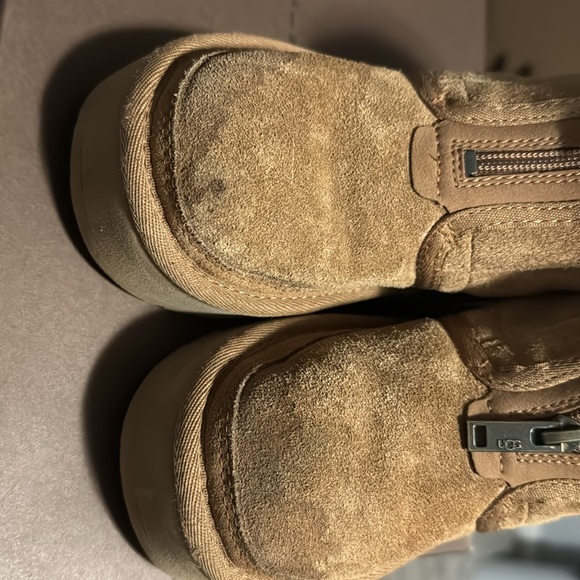 Kids Uggs boots - Picture 6 of 6